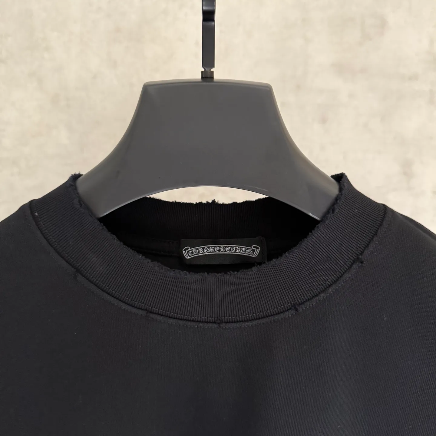 🅿️360 [Strict quality control] CH Croixin's new long-sleeved sweatshirt T-shirt. Heavy 340g double yarn fabric. Wash the whole garment twice. Frayed and torn on all four sides. Heavy fabric. The neckline is made of icy Salona. Loose fit. Deep, wide and stylish. No deformation or shrinkage. Color: 3 colors, black, white and gray. Size: M-2xl
